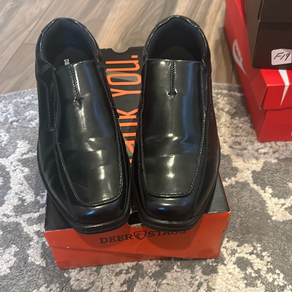 Size 6 1/2 boys/men’s shoes literally worn two times
